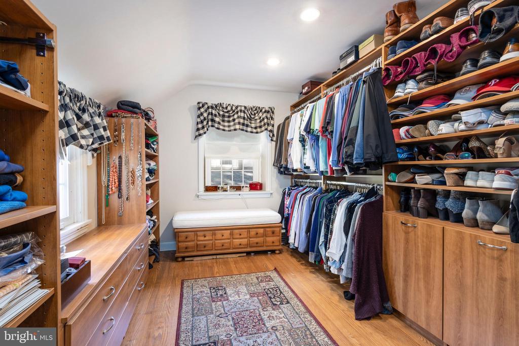 516 BEAVER ROAD