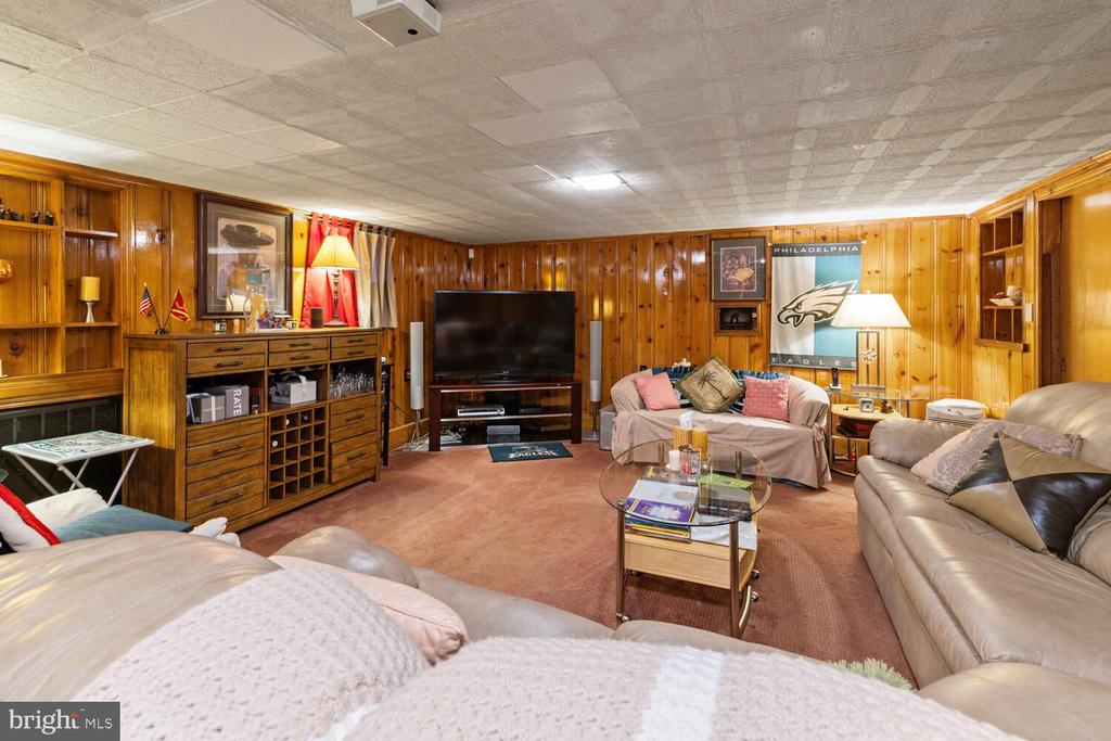 8312 JENKINTOWN ROAD