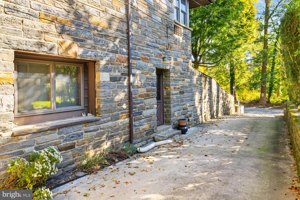 8312 JENKINTOWN ROAD