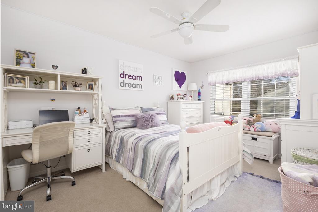 7 PLUM COURT