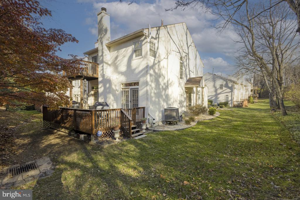 7 PLUM COURT