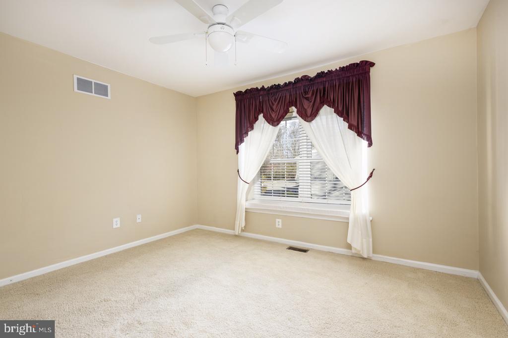 7 PLUM COURT