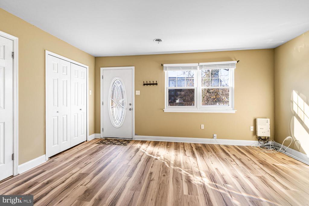 515 N YORK ROAD 1C