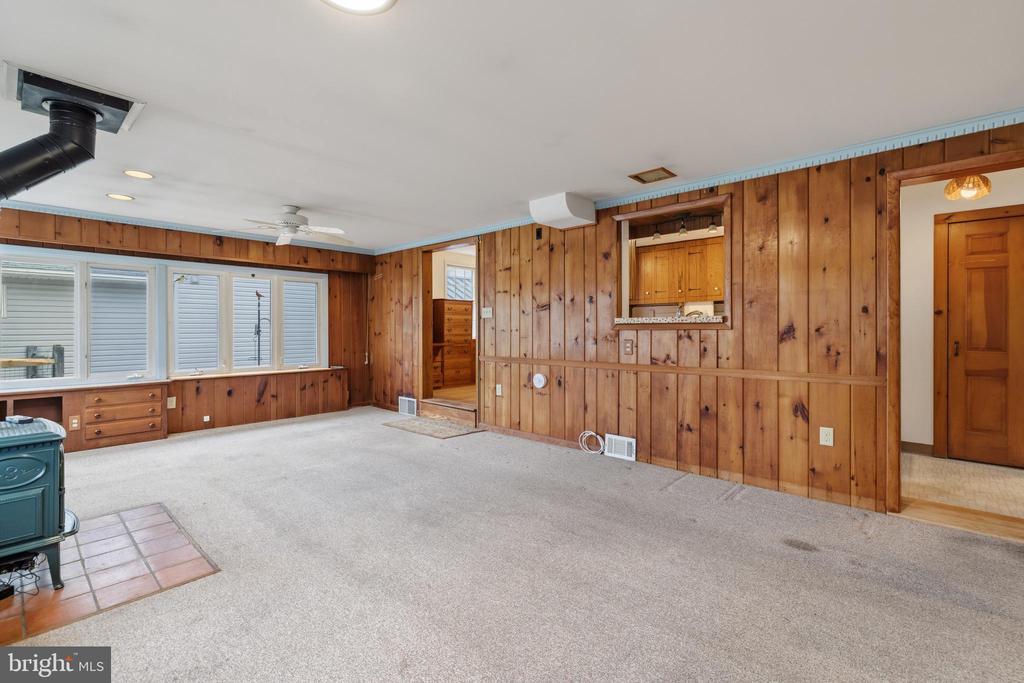134 SPRING AVENUE