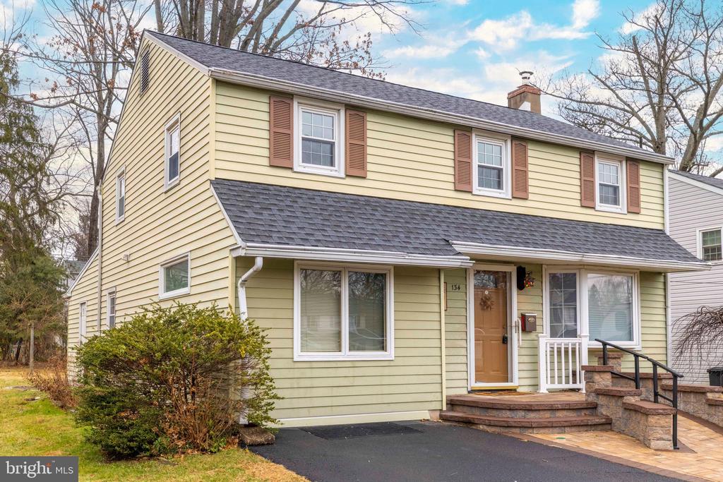 134 SPRING AVENUE
