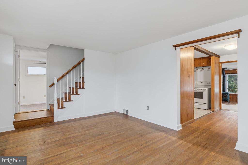 134 SPRING AVENUE