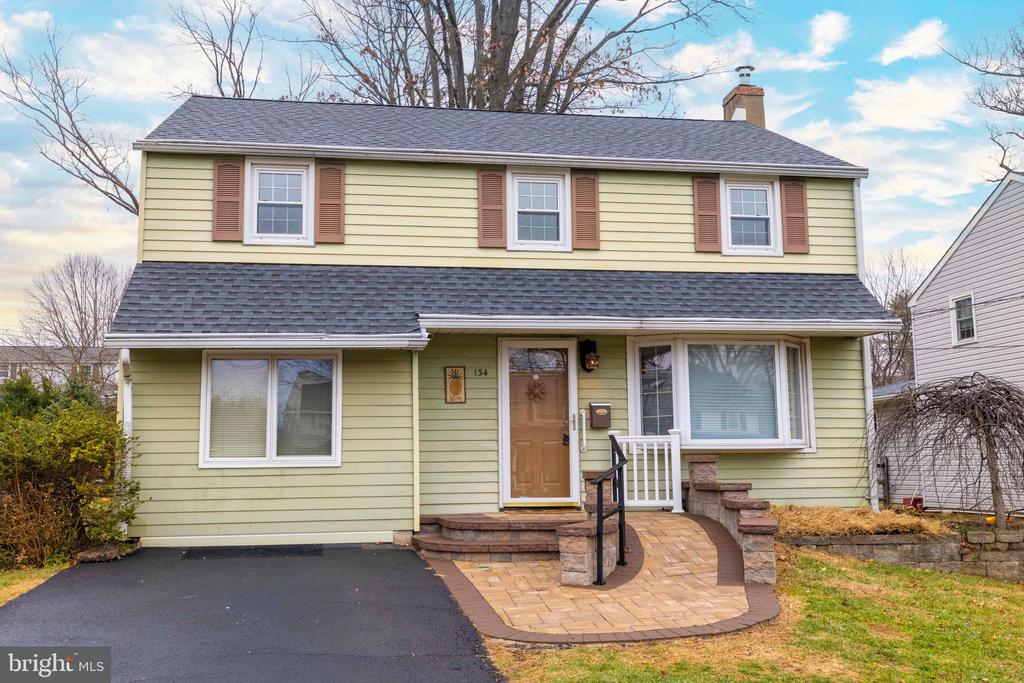 134 SPRING AVENUE