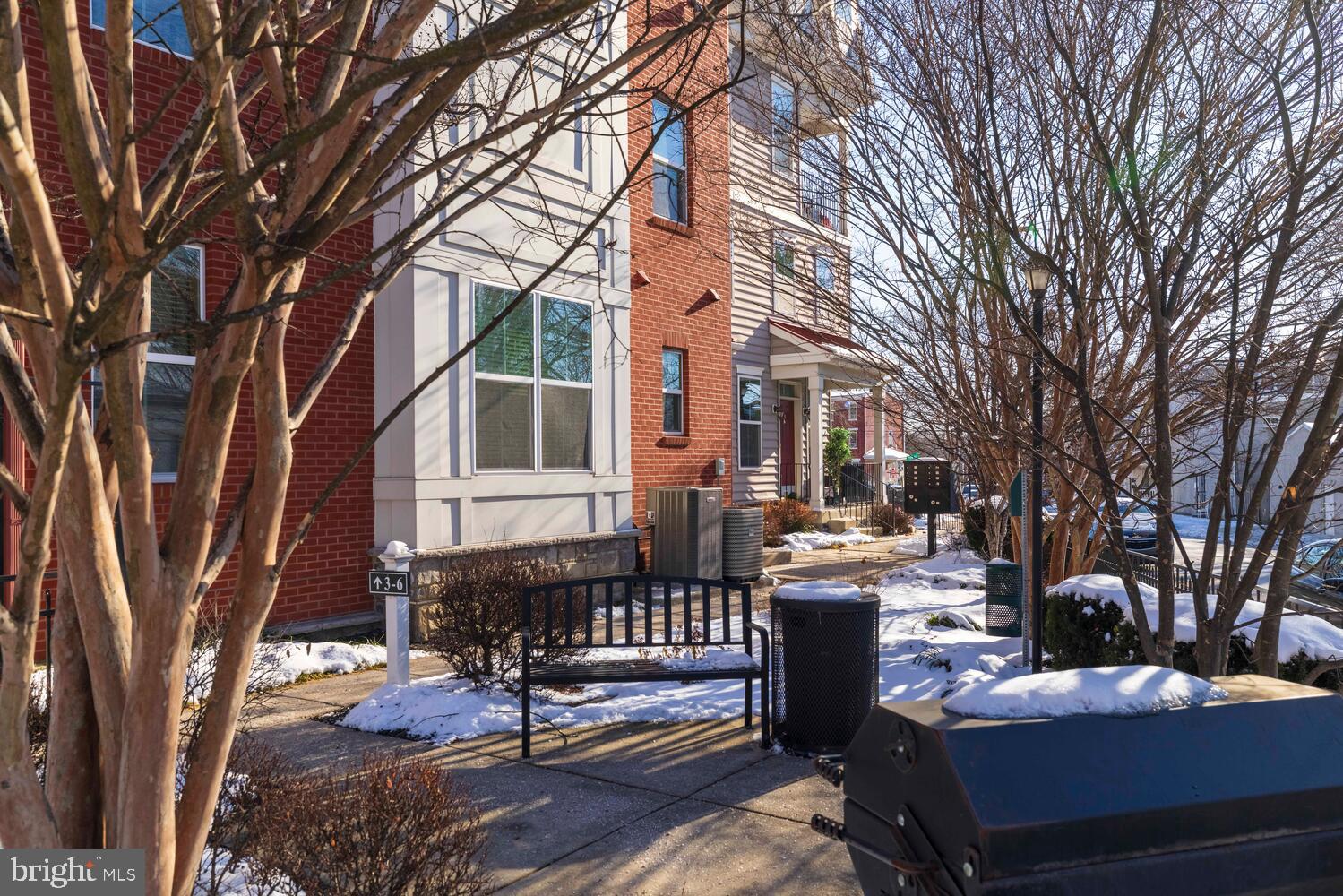 1000 DEKALB STREET 4