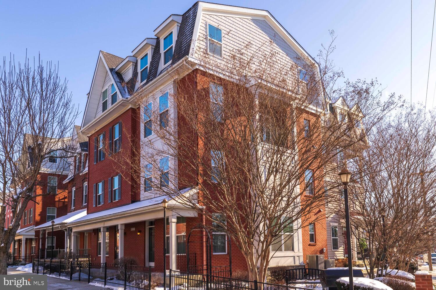 1000 DEKALB STREET 4