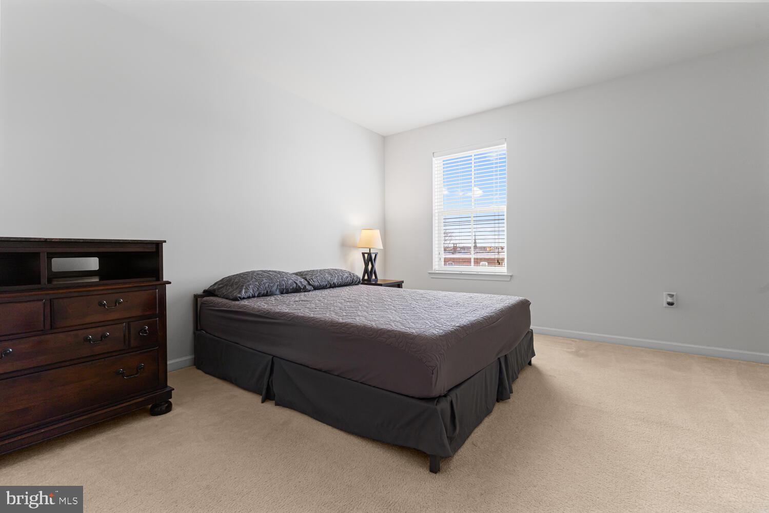 1000 DEKALB STREET 4