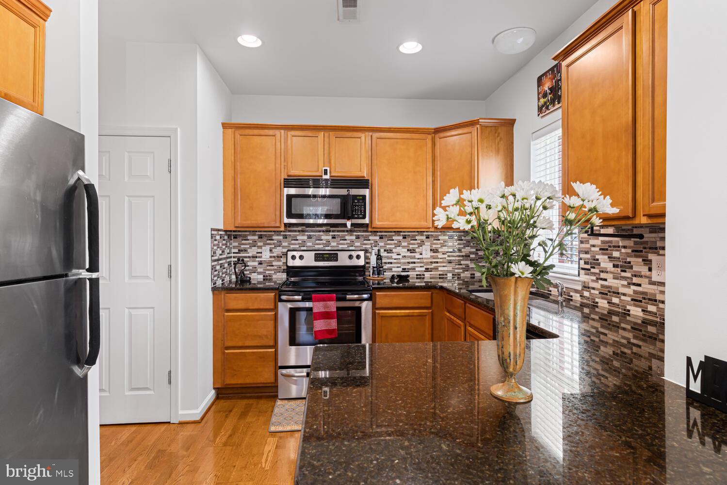 1000 DEKALB STREET 4