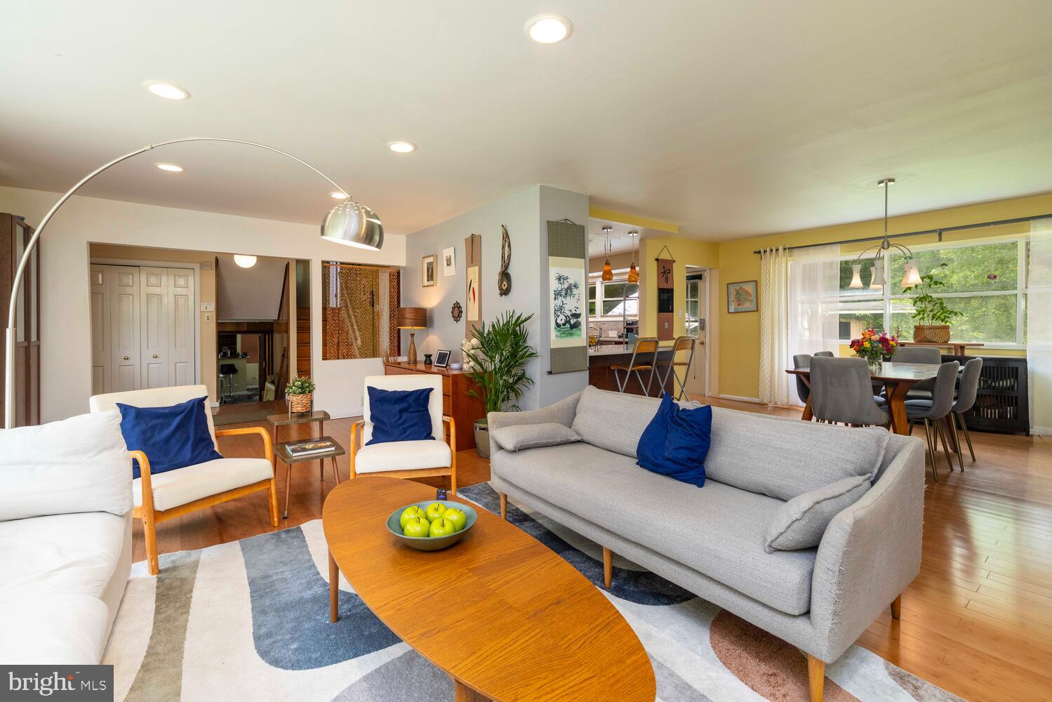 1030 ROCK CREEK DRIVE