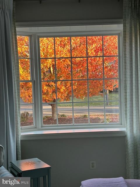 675 FOREST CREEK DRIVE