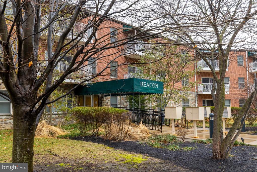 1600 CHURCH ROAD D205