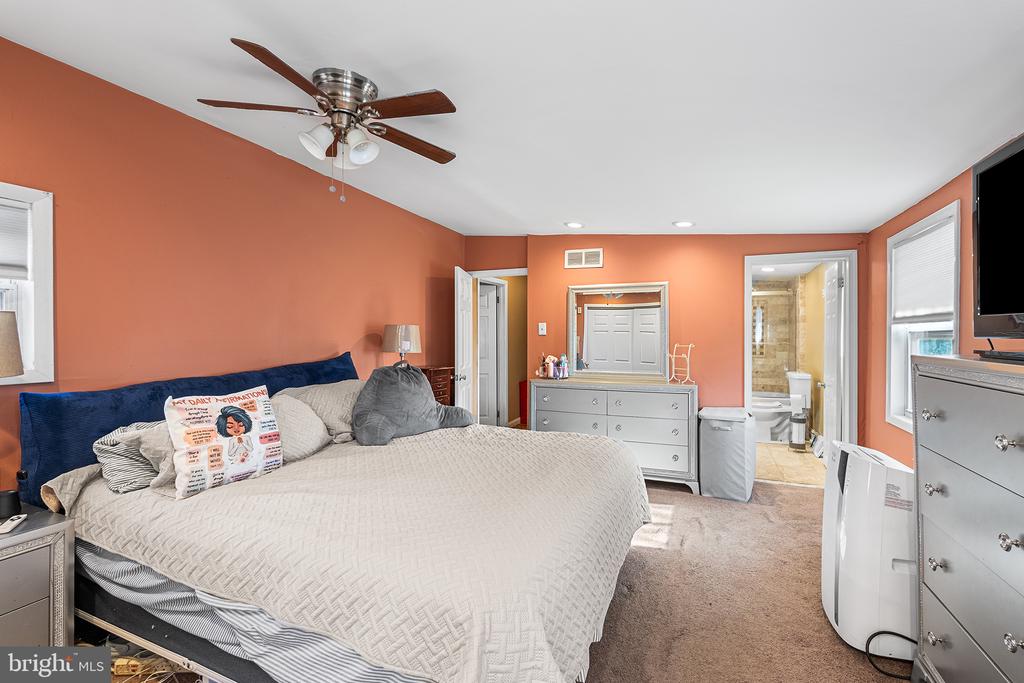 8308 COBDEN ROAD