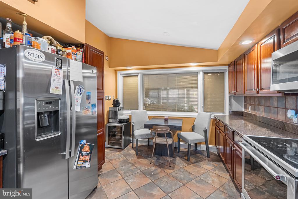 8308 COBDEN ROAD
