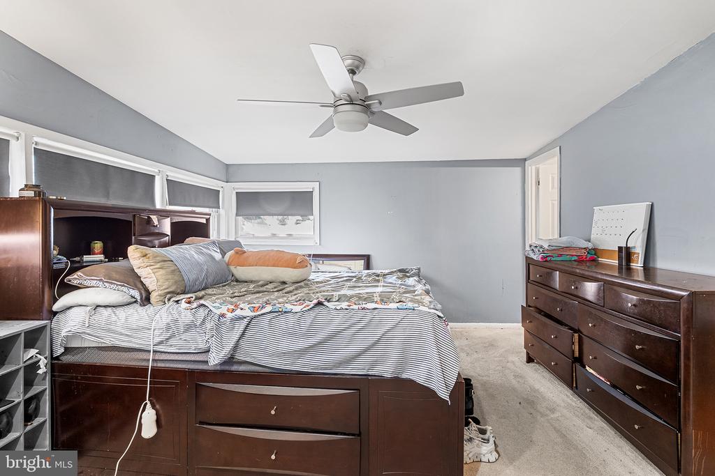 8308 COBDEN ROAD
