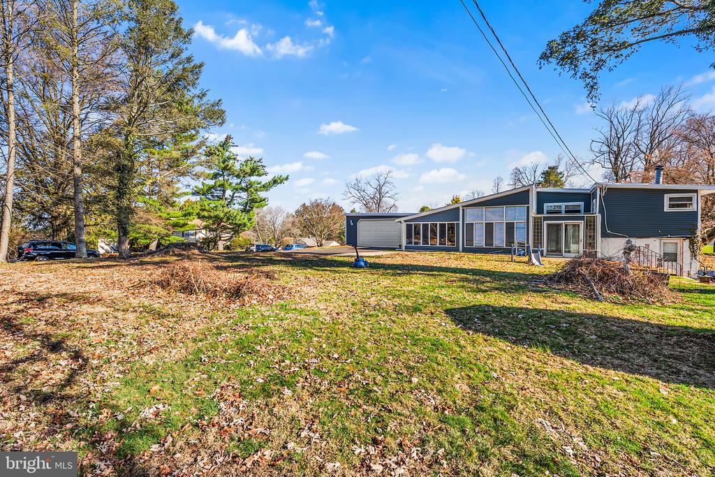 8308 COBDEN ROAD