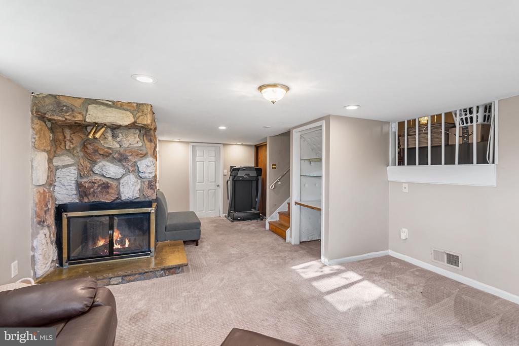 8308 COBDEN ROAD