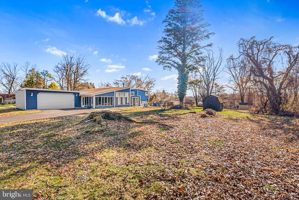 8308 COBDEN ROAD