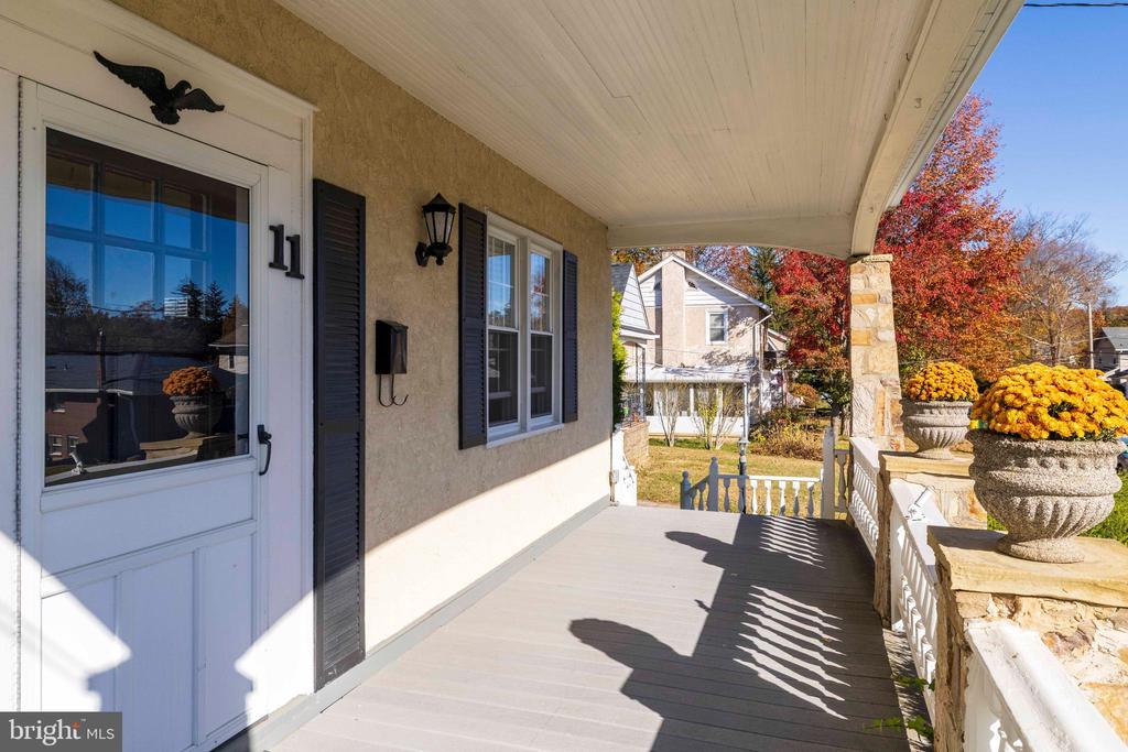 11 FRANKLIN AVENUE