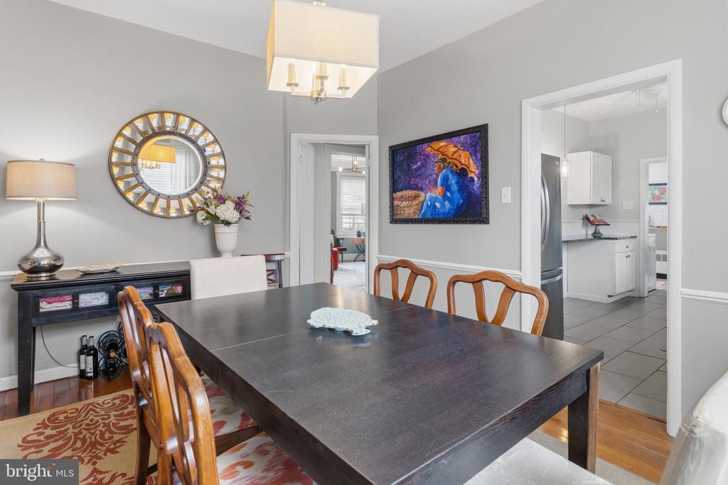 11 FRANKLIN AVENUE
