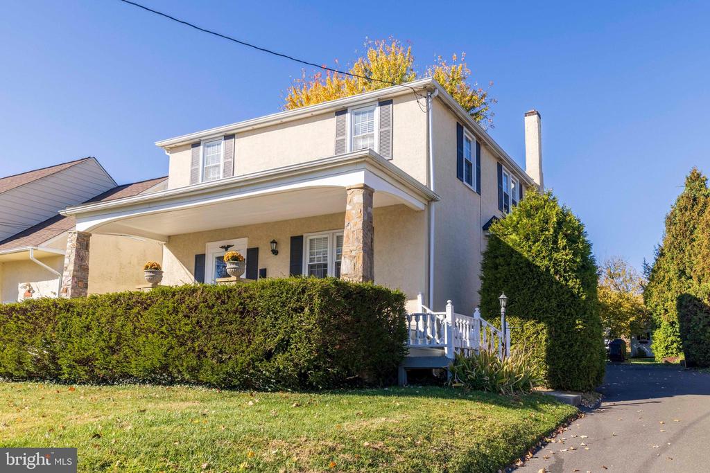 11 FRANKLIN AVENUE