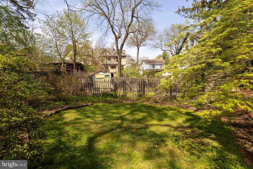 1268 ASHBOURNE ROAD