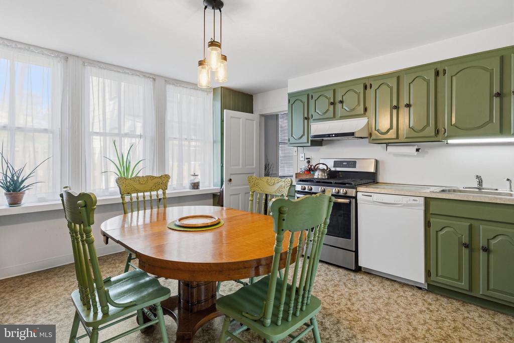 1268 ASHBOURNE ROAD