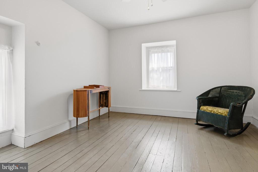 1268 ASHBOURNE ROAD