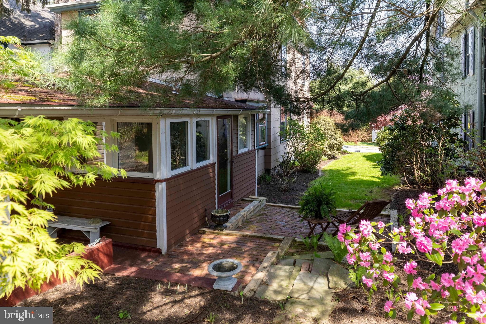 1268 ASHBOURNE ROAD