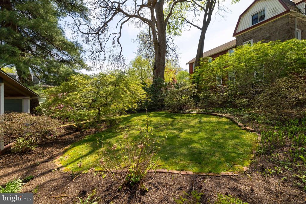 1268 ASHBOURNE ROAD