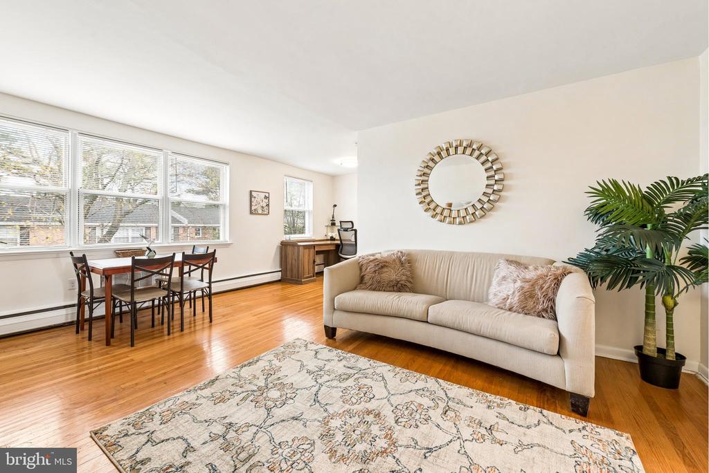 1334 MONTGOMERY AVENUE D4