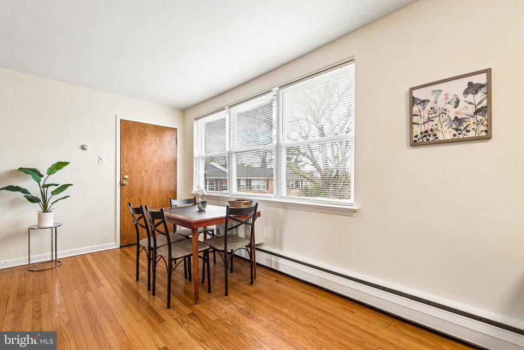 1334 MONTGOMERY AVENUE D4
