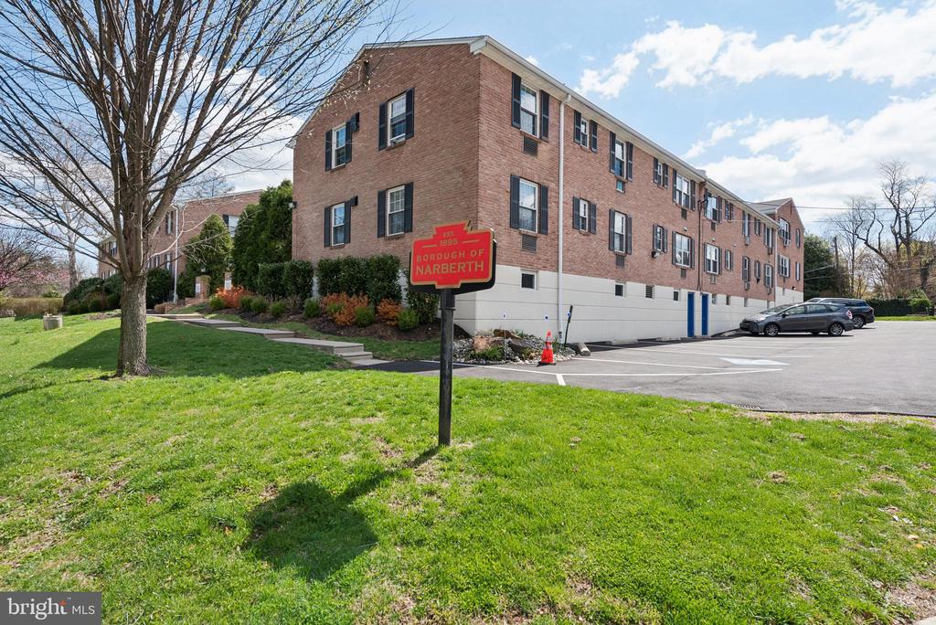 1334 MONTGOMERY AVENUE D4