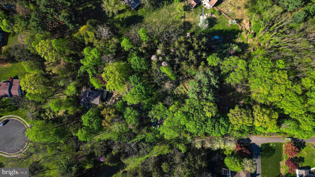 404 PHEASANT DRIVE