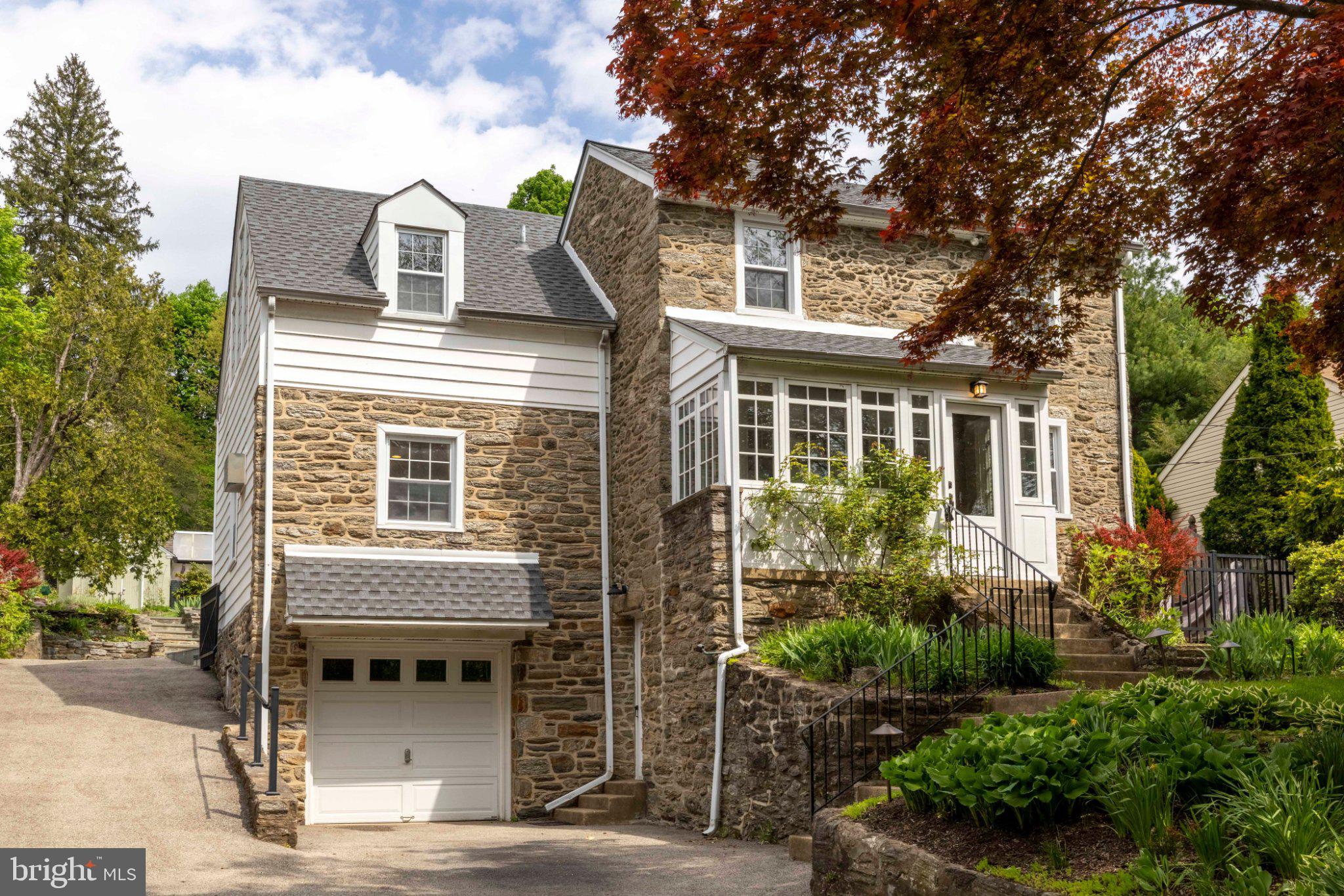 805 ROCK LANE