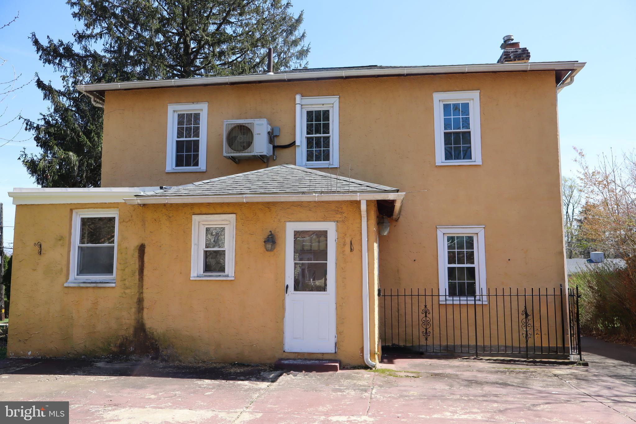 212 OSCEOLA AVENUE