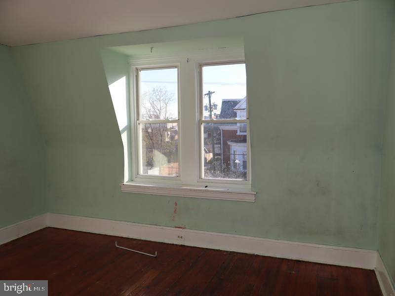 29 E FORNANCE STREET