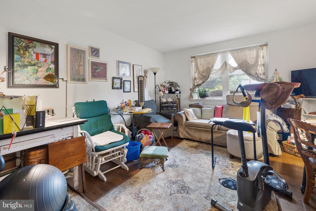 805 CAMPBELL