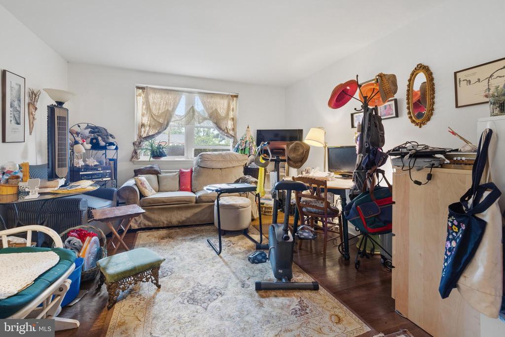 805 CAMPBELL