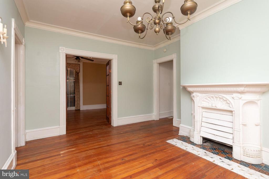 112 BRYN MAWR AVENUE