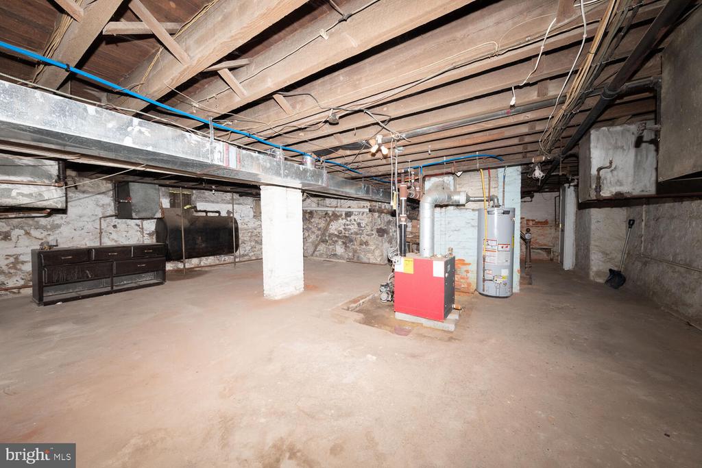 112 BRYN MAWR AVENUE