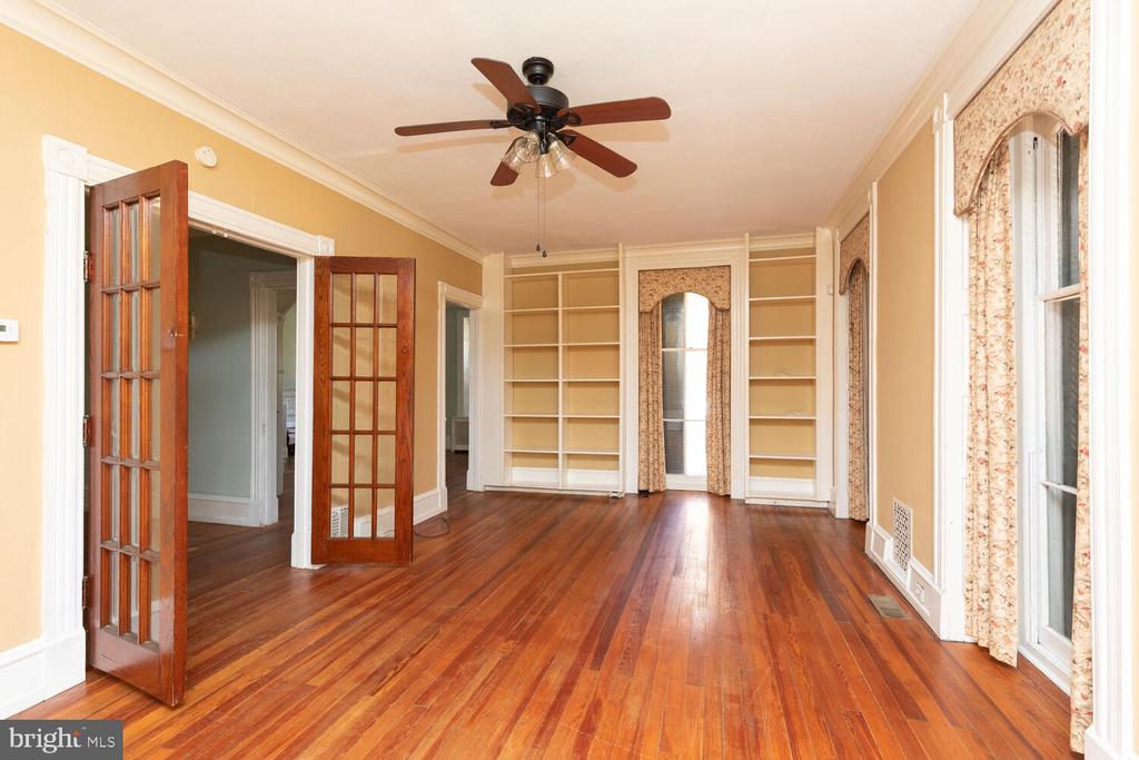 112 BRYN MAWR AVENUE