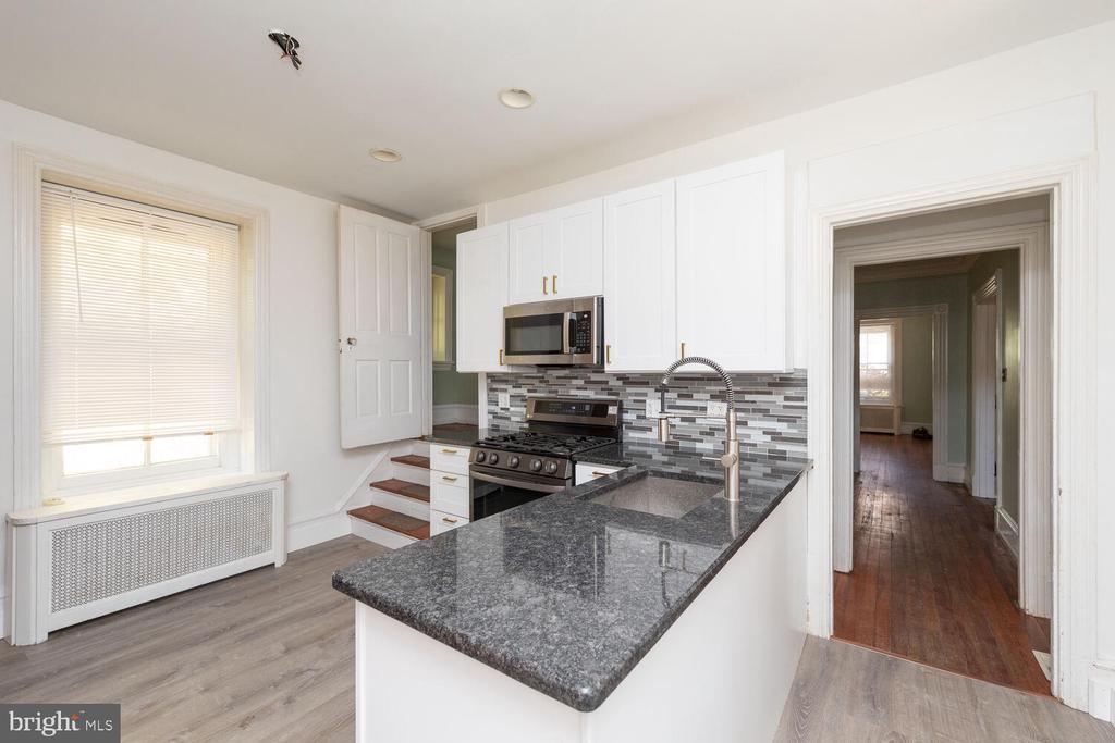 112 BRYN MAWR AVENUE