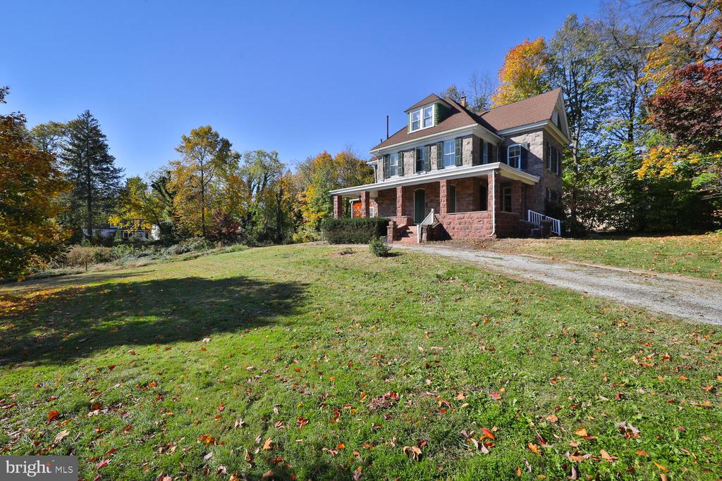 112 BRYN MAWR AVENUE