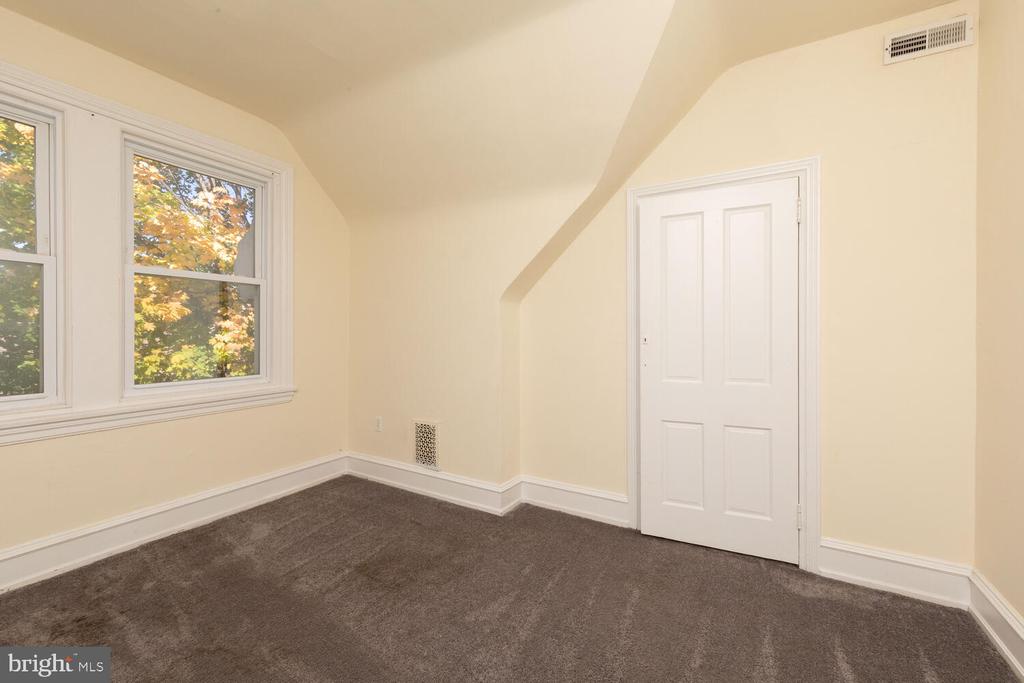 112 BRYN MAWR AVENUE