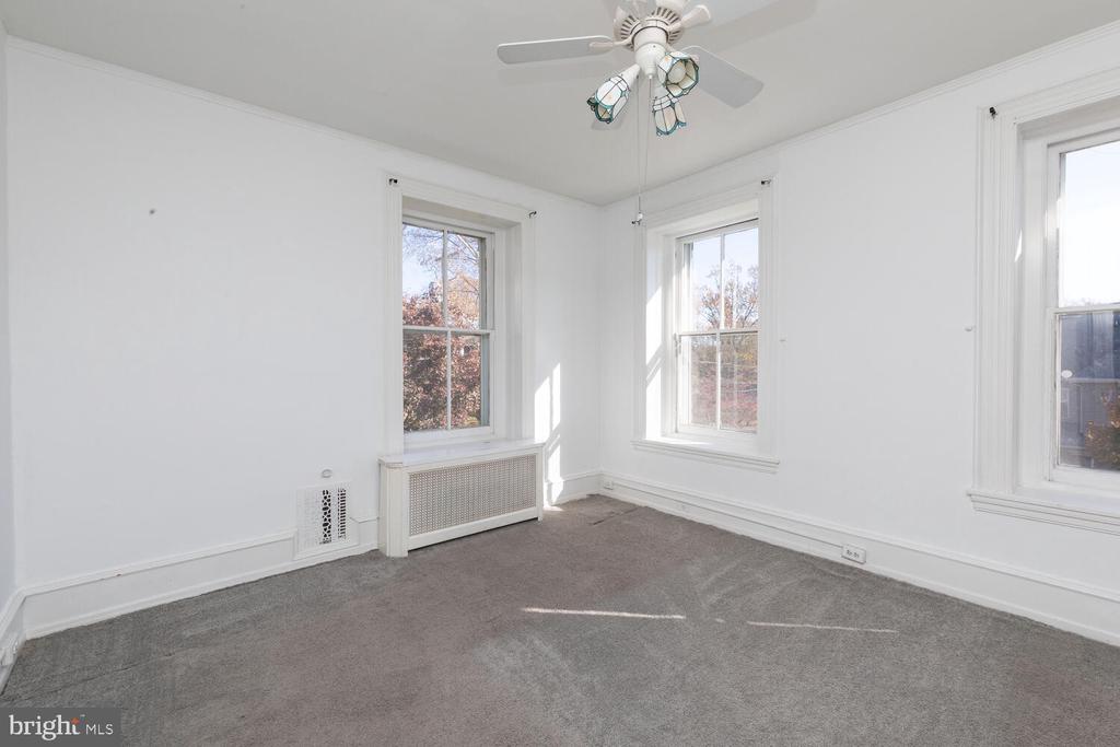 112 BRYN MAWR AVENUE