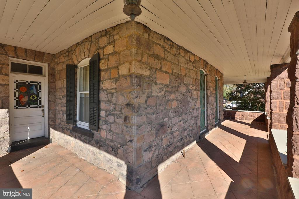 112 BRYN MAWR AVENUE