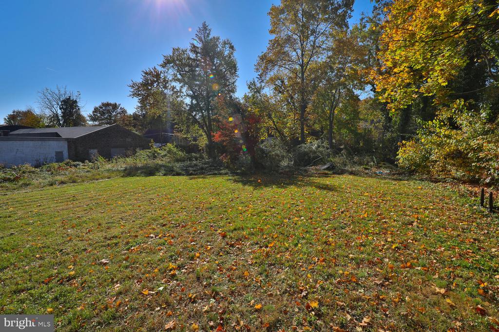 112 BRYN MAWR AVENUE